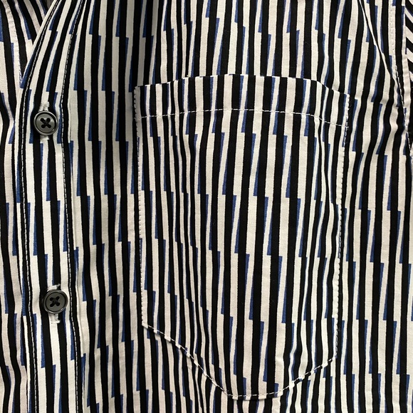 Kenneth Cole Formal button down shit ‼️‼️ - Picture 2 of 4